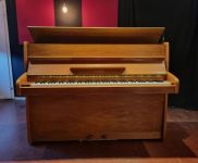 Sauter Klavier